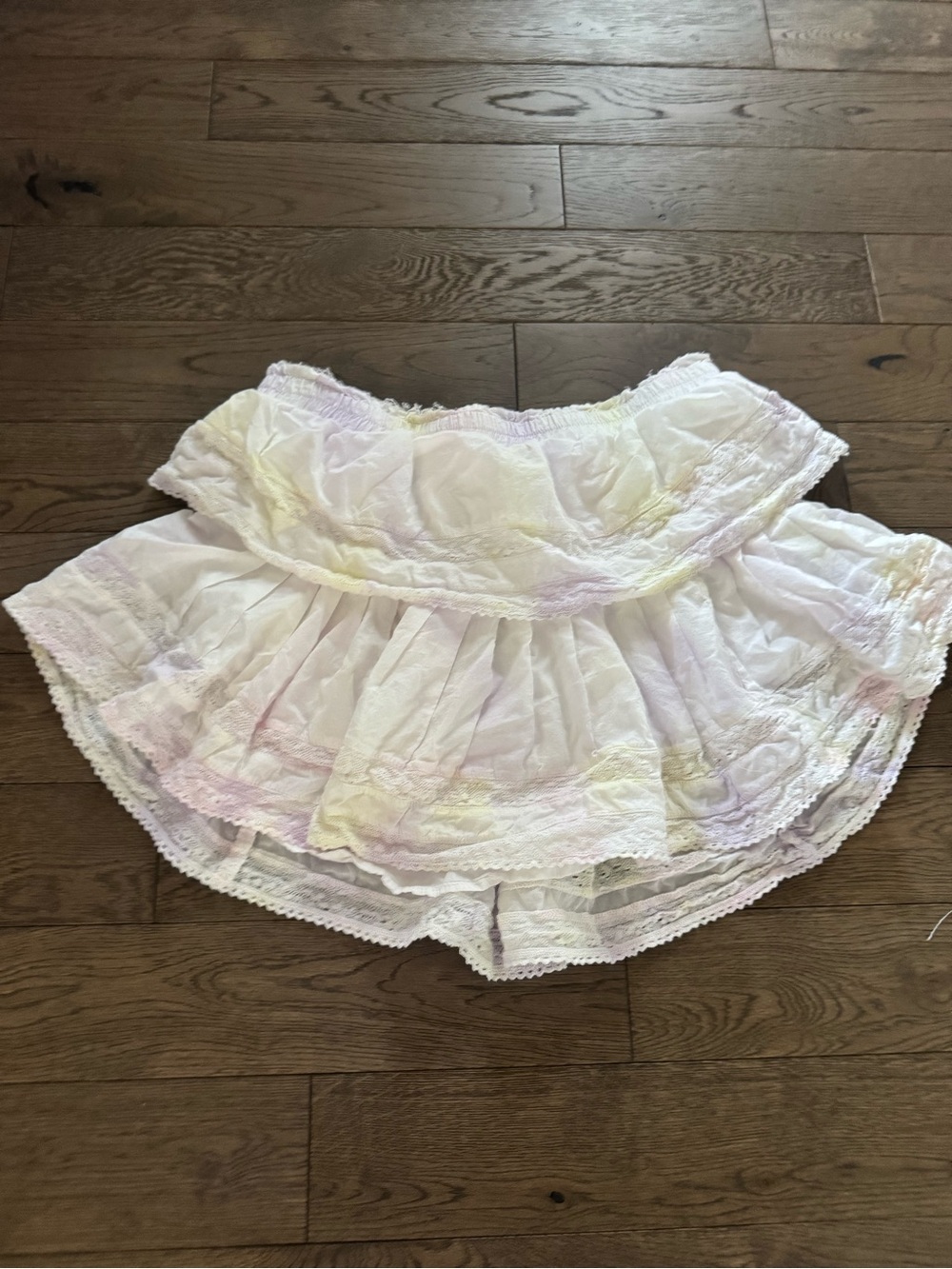 Loveshack fancy ombre skirt. Size L but fits like M